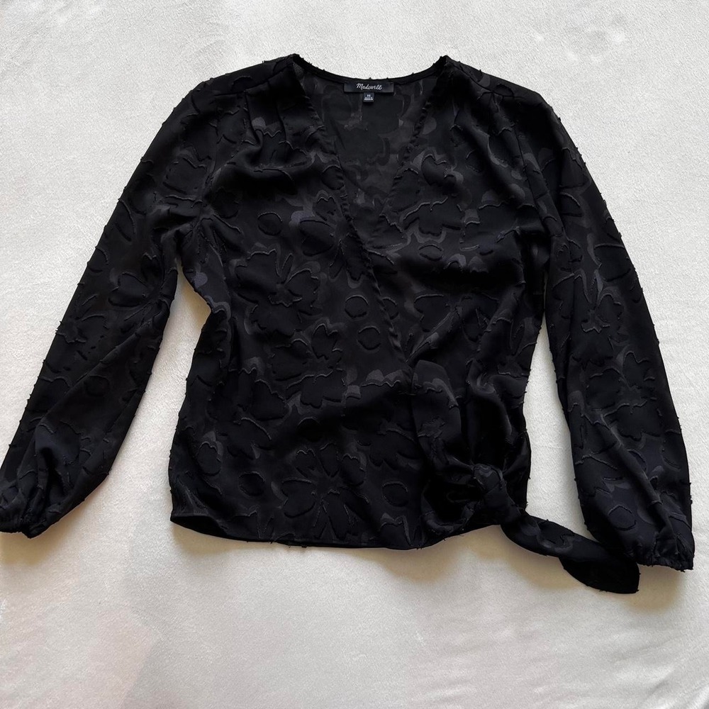 Madewell Black Subtle Ghost Floral Embellishment Wrap Cottage Whimsygoth Regal